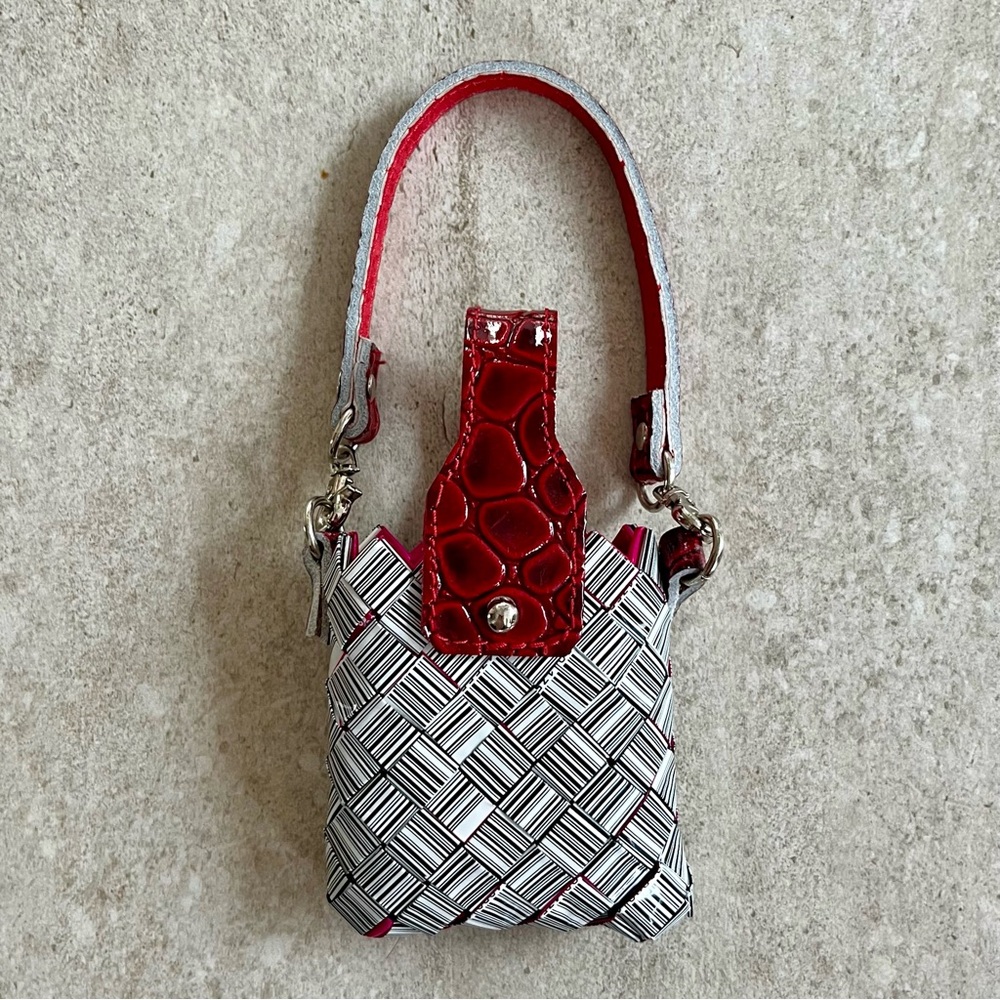 NWOT Nahui Ollin cell phone bag